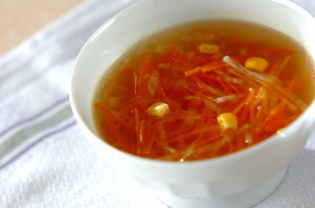 アレンジいろいろ！コンソメスープの簡単レシピ20選の画像