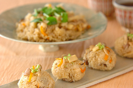 もちもち鶏おこわ