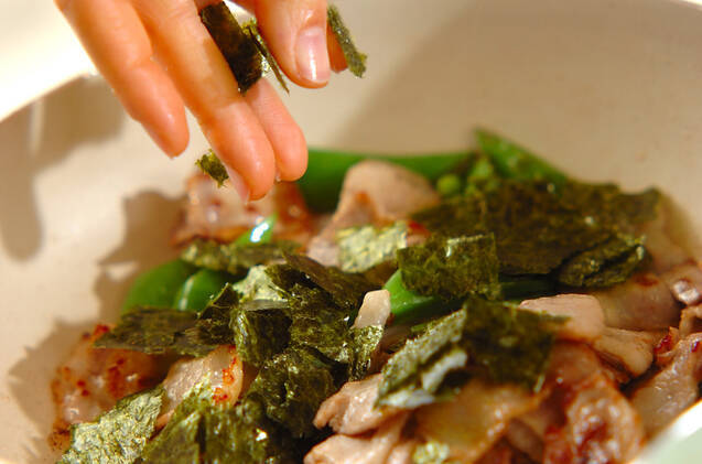 簡単スナップエンドウ お弁当にも！豚肉のり炒め by増田 知子さんの作り方の手順2