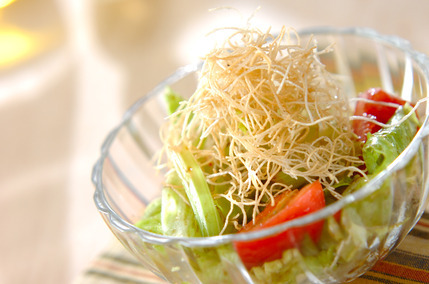 素麺パリパリハーブサラダ