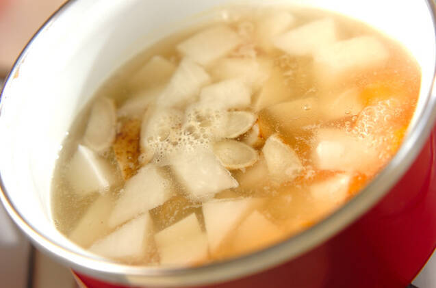 里芋の具だくさん汁の作り方の手順4