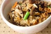 キノコ入りヒジキご飯
