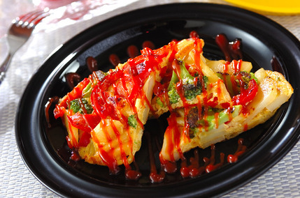 マカロニ入りオムレツ