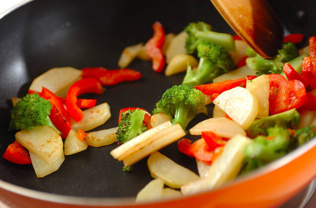 マカロニ入りオムレツの作り方の手順6