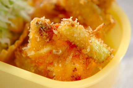 エビとアスパラのフライ