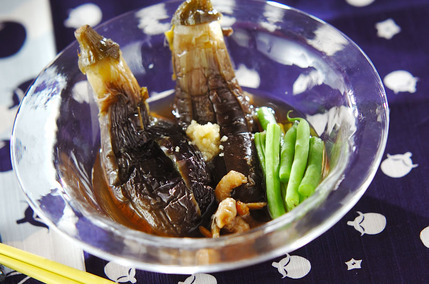 まるごとナスの煮物