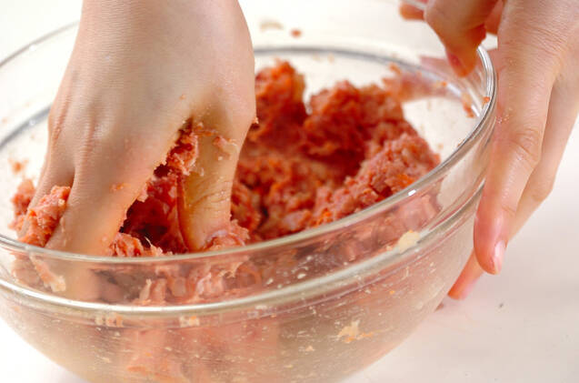 型いらず ミートローフ 実は簡単！ジューシーな味わいの作り方の手順5