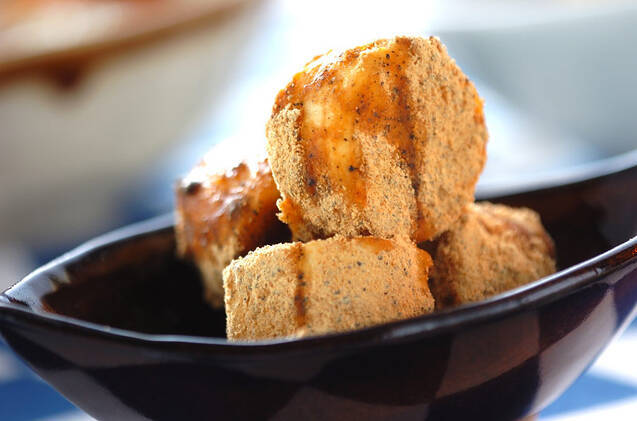 バナナの黒ゴマきな粉和え