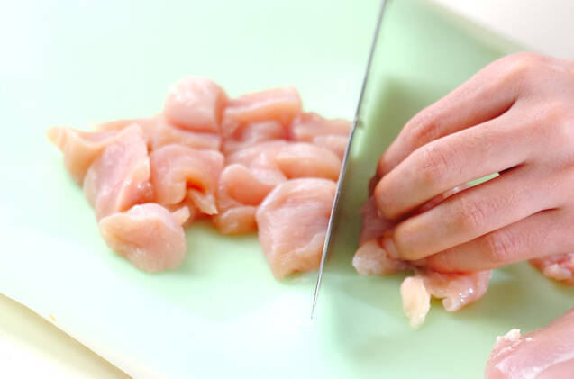 レンコン入りチキンナゲットの作り方の手順1