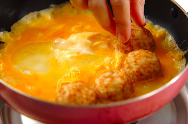 和風みぞれオムたこ焼きの作り方の手順2