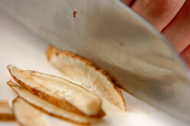 牛肉とゴボウの炊き込みご飯の作り方の手順1