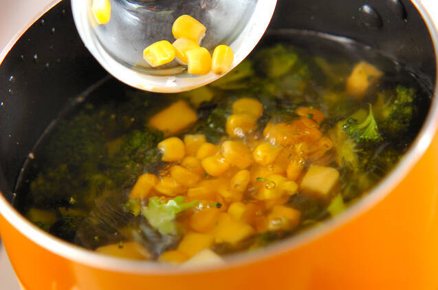 ブロッコリーのくたくたスープの作り方の手順4