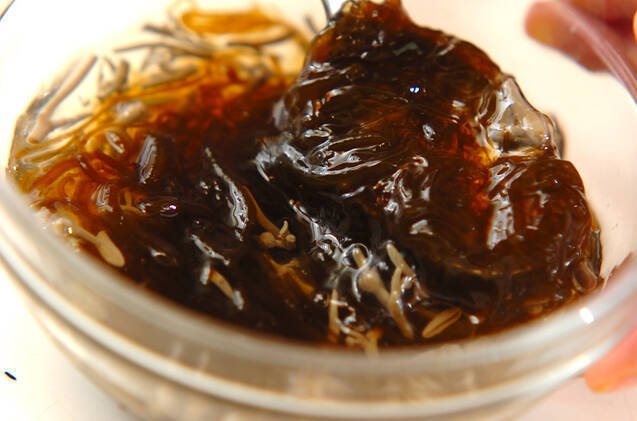 もずくとジュンサイの酢の物の作り方の手順2