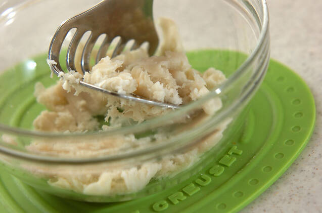 里芋のモチッと団子パンの作り方の手順1