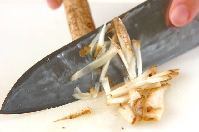 牛ゴボウの和風パスタの作り方の手順2