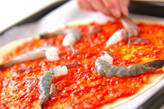 トマトとエビのピザの作り方9