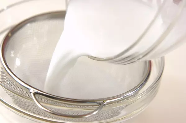 レンジでお手軽!わらびもちの下準備1