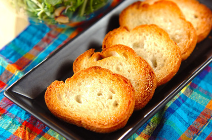 ガーリックトースト