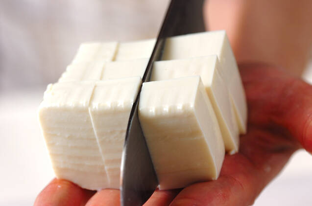 豆腐の黒カレーの作り方の手順1