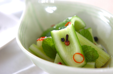 キュウリのピクルス