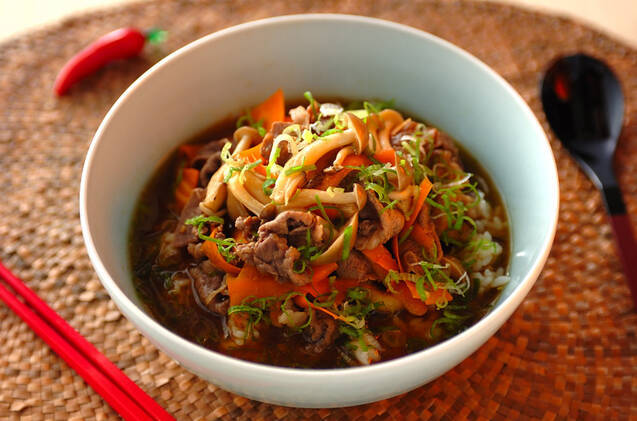 牛コマの中華スープごはん