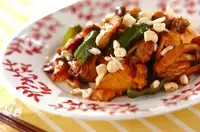 豚肉とシメジの甜麺醤炒め