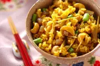 鶏肉ナッツの炊き込みご飯