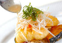 ハモのベニエ・野菜のマリネ添えの作り方の手順8