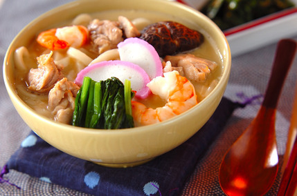 小田巻き蒸し（うどん入り茶碗蒸し）