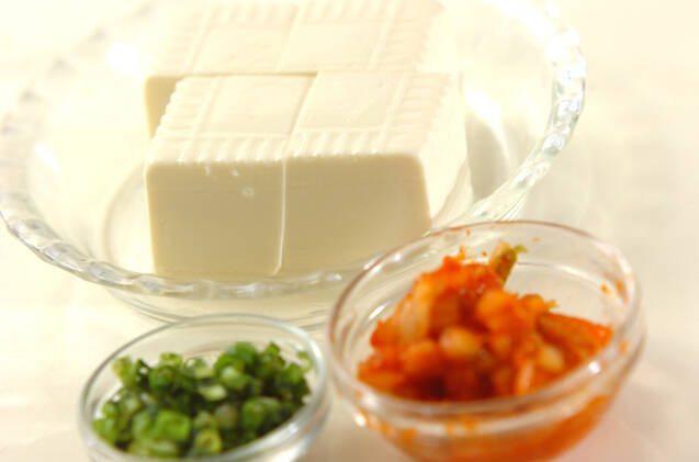 キムチのせ奴の作り方の手順1