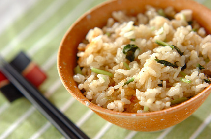 刻み漬け物入りご飯