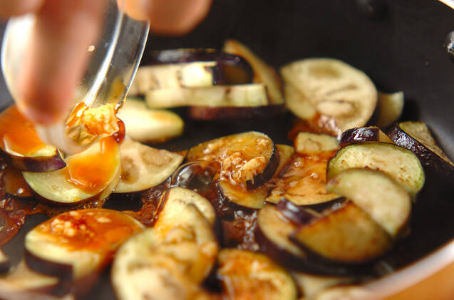 ナスのショウガじょうゆ炒めの作り方の手順2