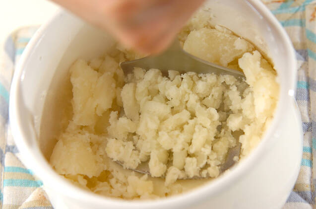 ポテトの重ねグラタンの作り方の手順5