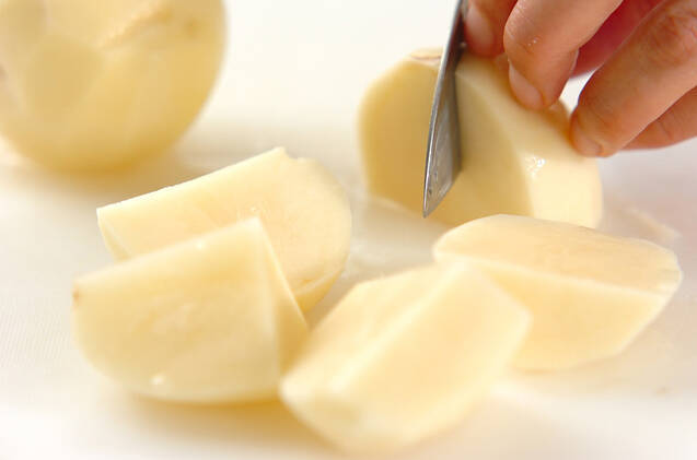 ポテトの重ねグラタンの作り方の手順1