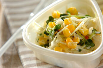 コールスローサラダ