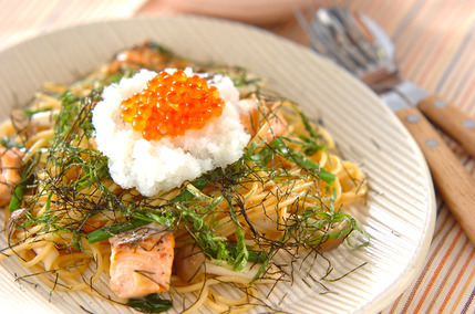 鮭とシメジの和風パスタ