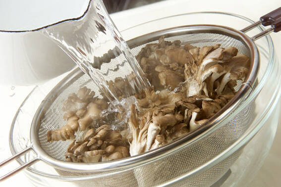 きりたんぽ鍋の作り方の手順3