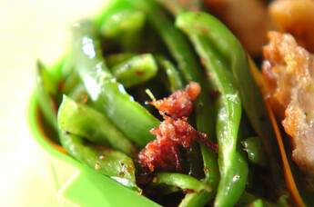 ピーマンとコンビーフの炒めもの