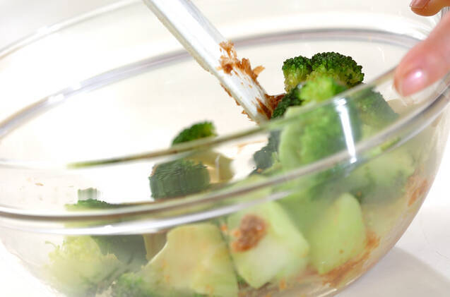 ブロッコリーのおかか和えの作り方の手順3