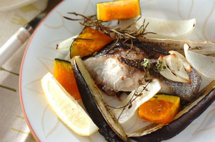イサキのハーブオーブン焼き