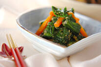 ホウレン草のゴマみそ和え