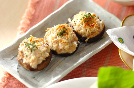 シイタケのツナのせ焼き