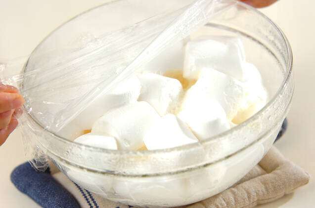 マシュマロのサクサクボールの作り方の手順2