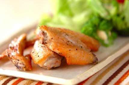 手羽先のコショウ焼き