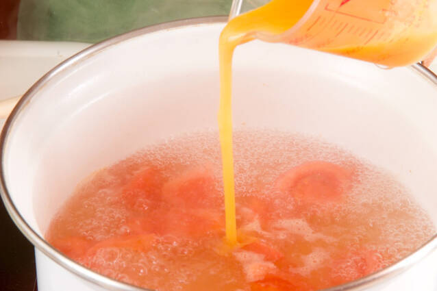 トマトと卵のスープの作り方の手順4