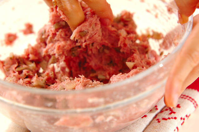 マイタケ入りハンバーグの作り方の手順2