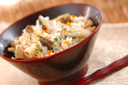 簡単キノコ炊き込みご飯
