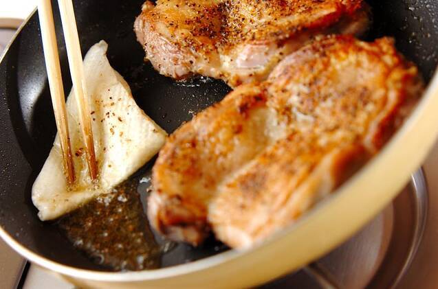 鶏肉のハーブソルト炒めの作り方の手順4