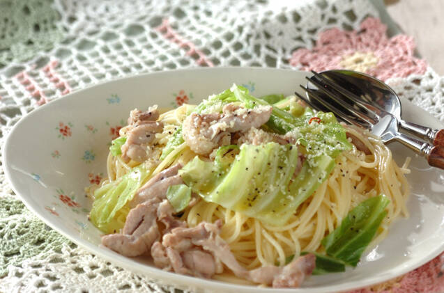 鶏とキャベツのパスタ