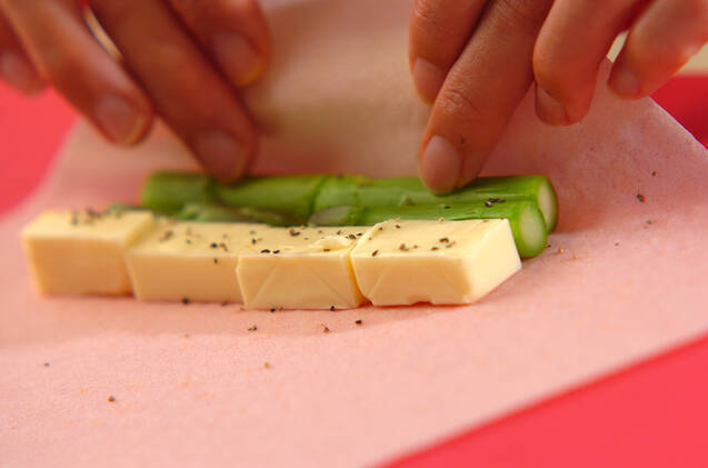 アスパラの春巻きの作り方の手順2